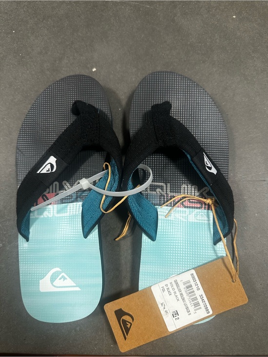 Quiksilver Other - Quiksilver Teal and Black boys  Sandals size 4